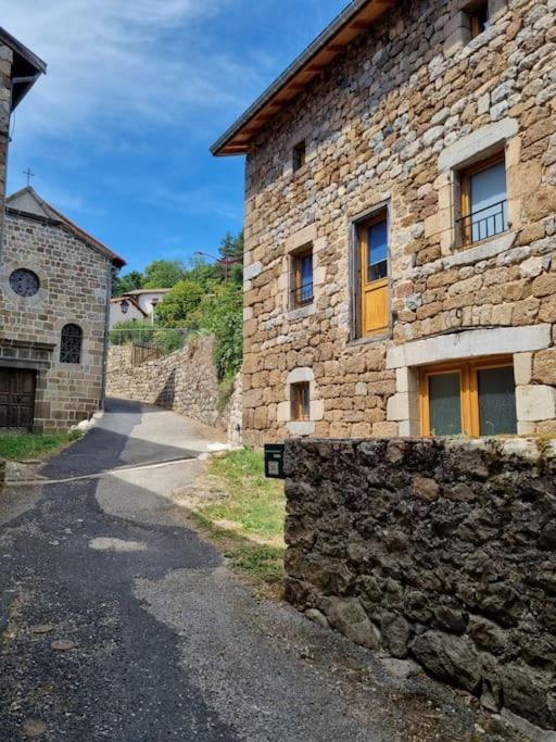2 Chambres D'Hotes Avec Kitchenette, Frigo, Dolce Via Saint-Martin-de-Valamas Exterior photo